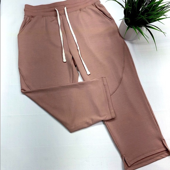 Sam Edelman Women's Capri High Low Active Size S New NWT - Picture 1 of 15